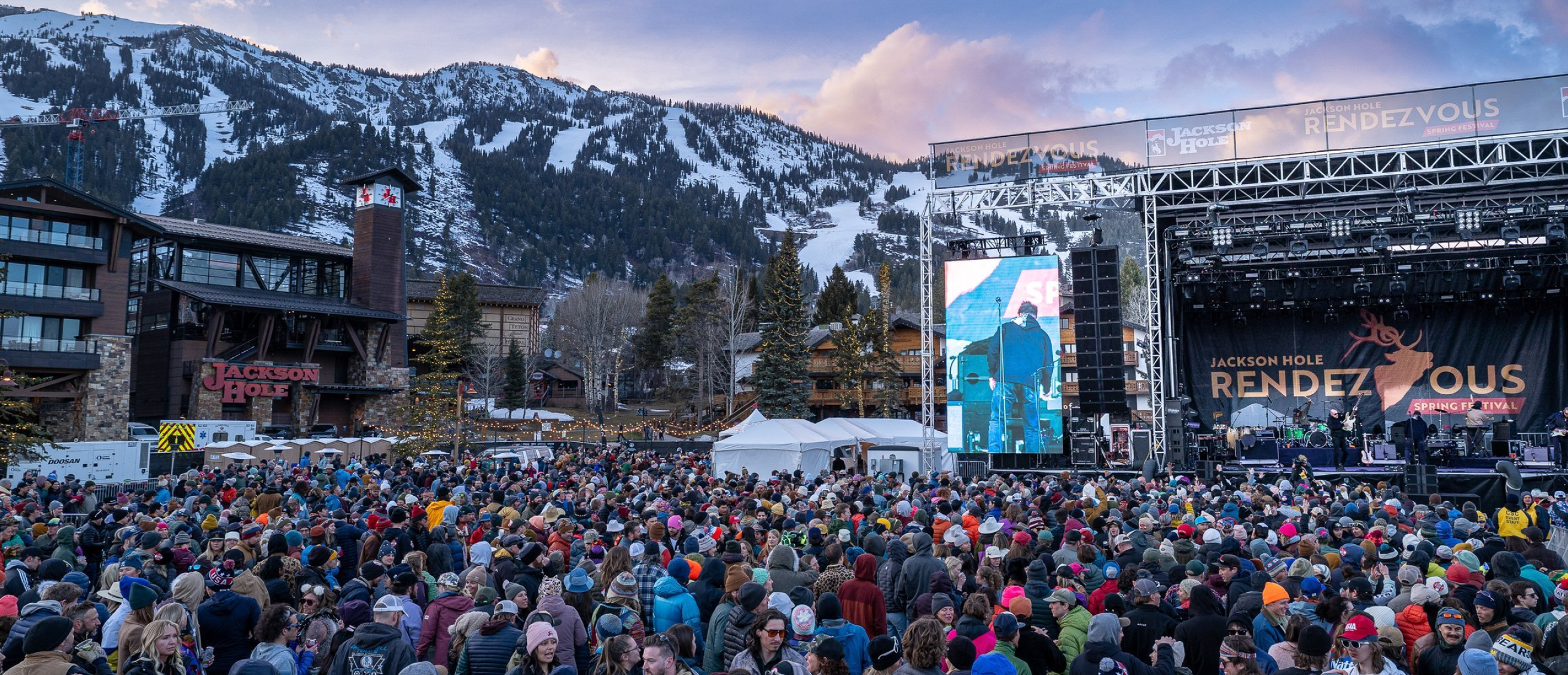 A crowd at the Rendezvous Music Festival in Jackson Hole.